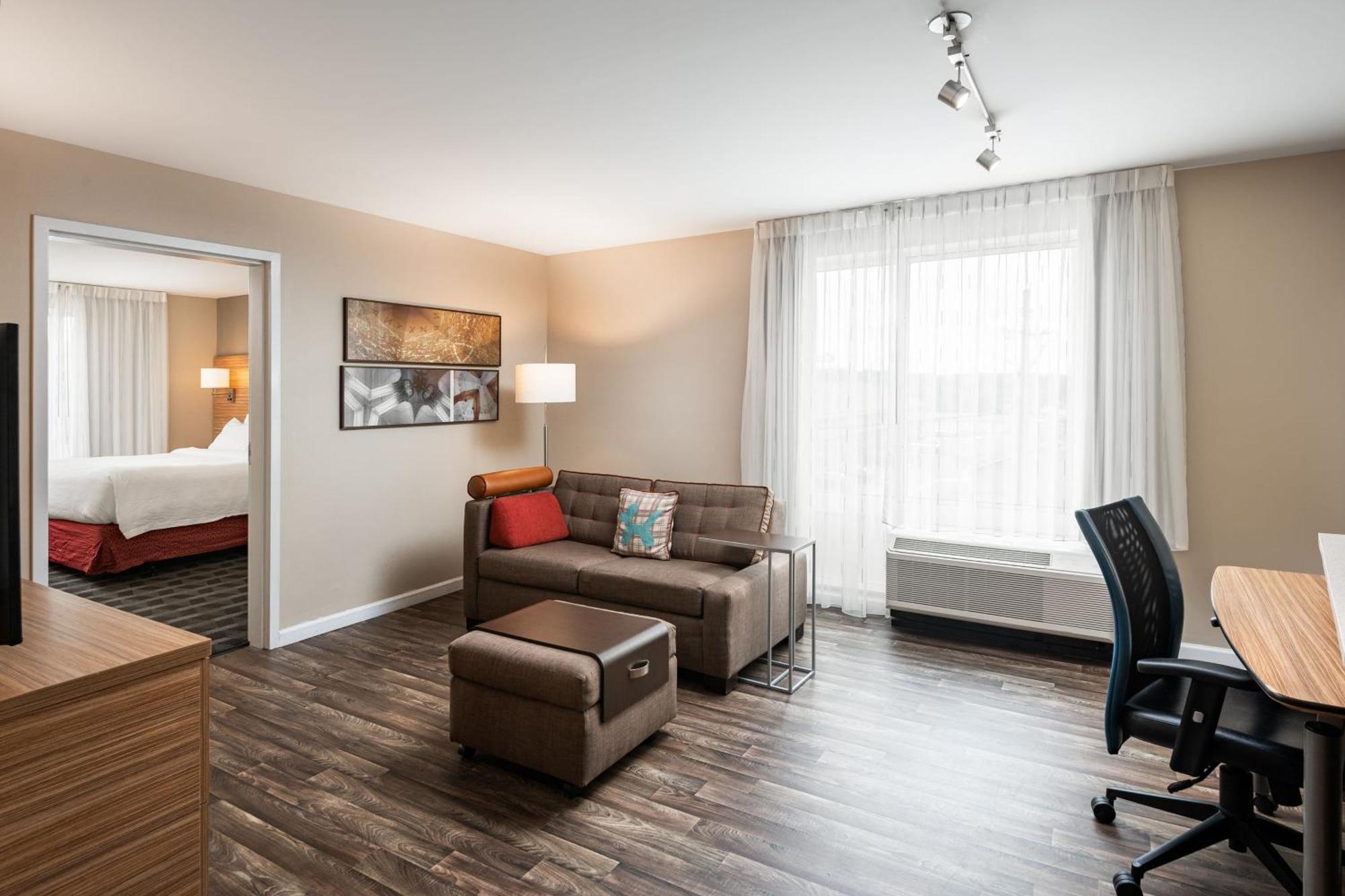 Towneplace Suites By Marriott Cleveland Værelse billede