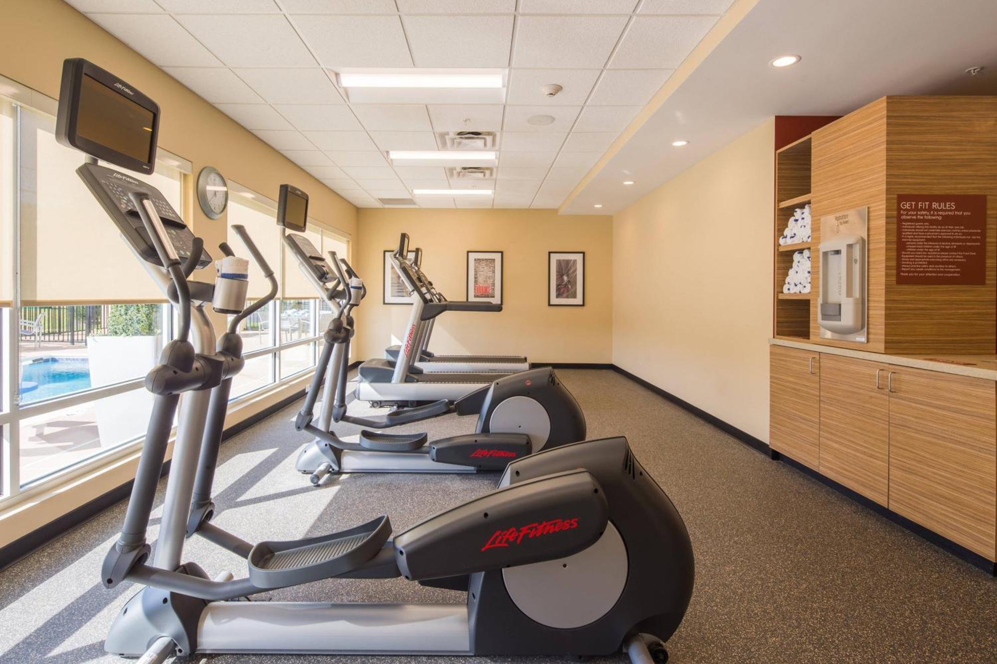 Towneplace Suites By Marriott Cleveland Eksteriør billede